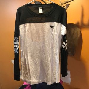 Victoria’s Secret Pink longsleeve open back